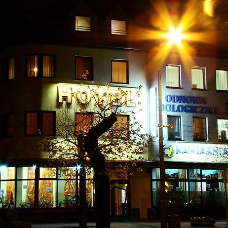 Hotel Anka Slubice  Bagian luar foto