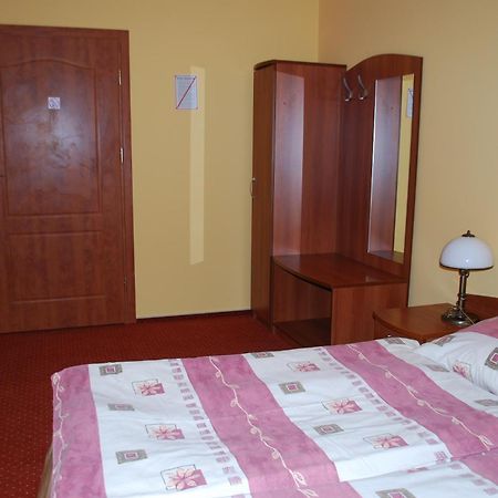 Hotel Anka Slubice  Bagian luar foto