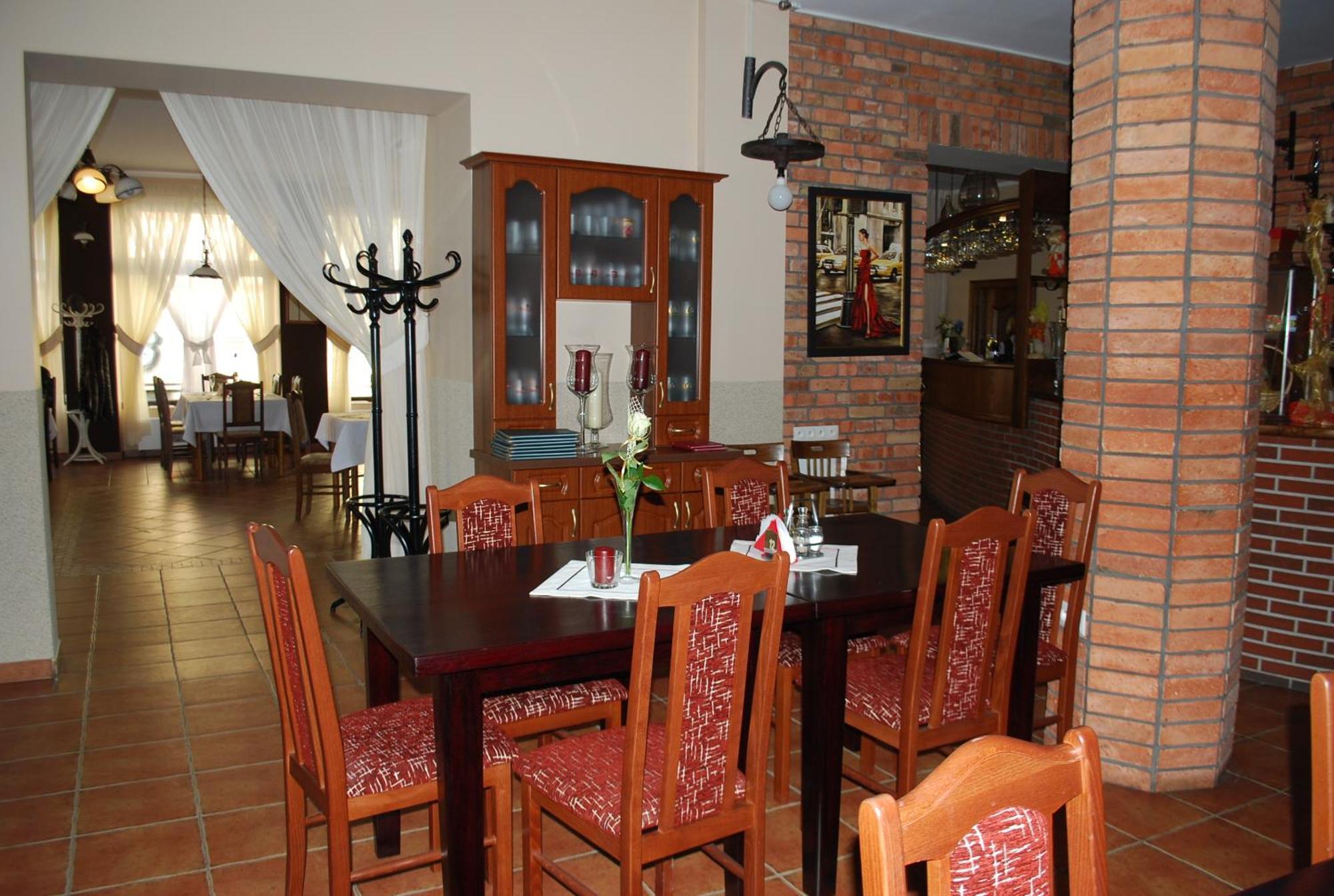 Hotel Anka Slubice  Bagian luar foto